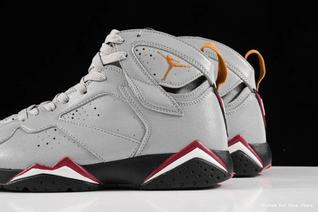 Kick Theory BV6281-006 Air Jordan 7 Reflective Cardinal 0728